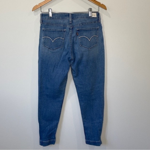 Levi’s Blue Ankle Zipper Skinny Jeans - Picture 4 of 8
